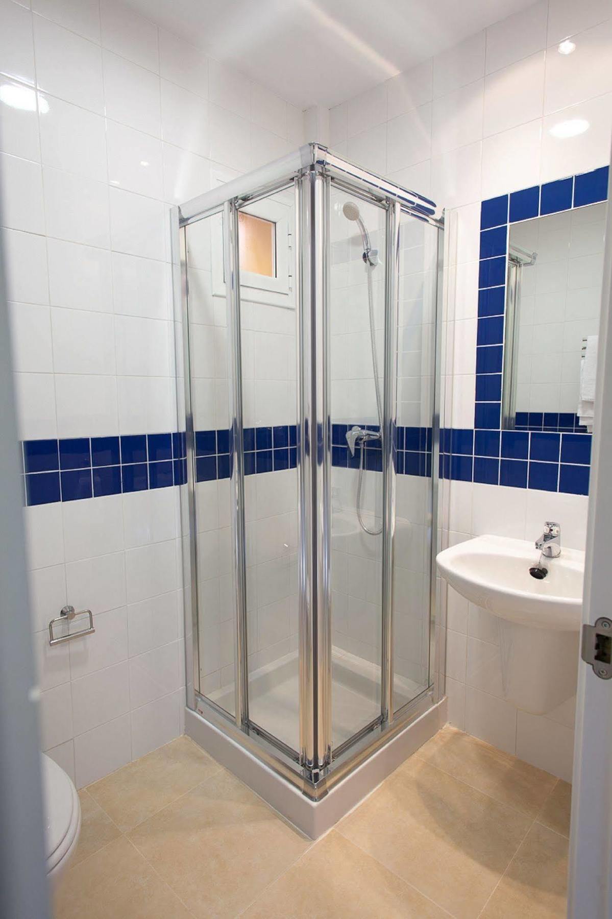 Reservaloen Plaza Del Salvador Sevilla Eksteriør billede